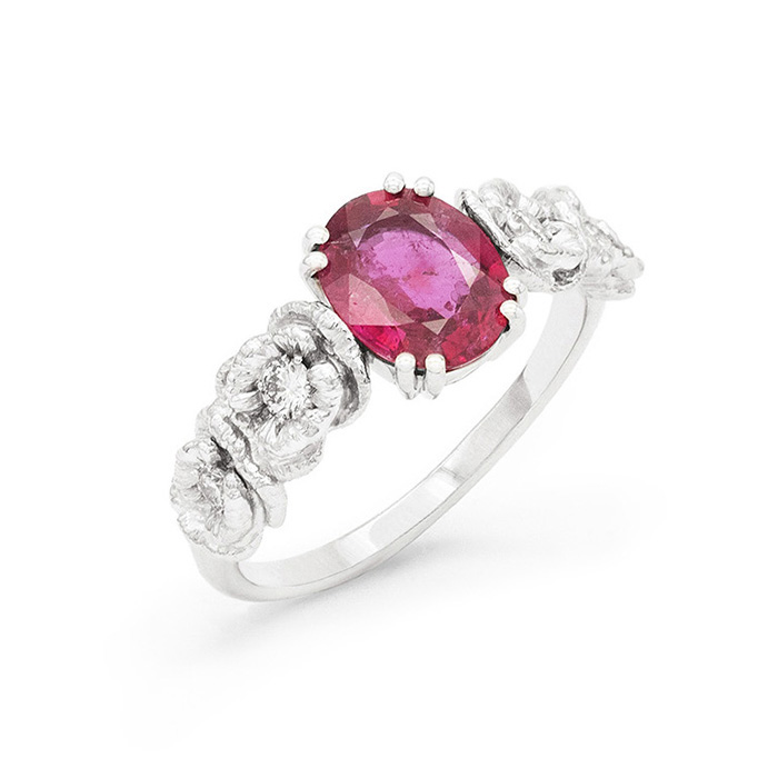 bague-fleur-coquelicot-rubis-or-blanc-diamants-profil.jpg