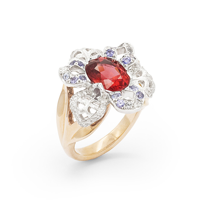 Bague-fleur-personnalisee-or-rose-spinelle-diamants-saphirs-iris.jpg