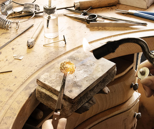 atelier-joaillerie-bague-flamme-soudure